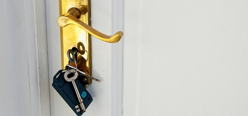 Broken Door Key Extraction in Lemon Hill, CA